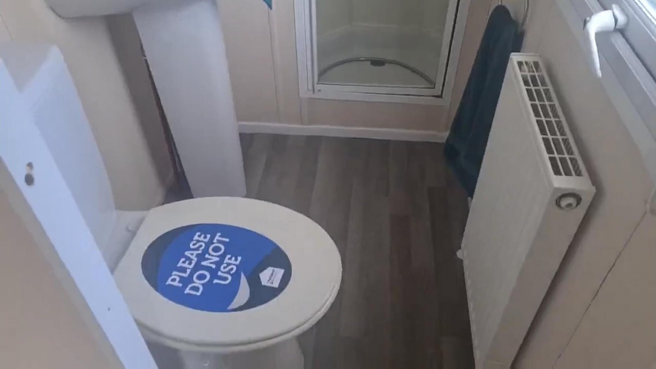 Photo of Bathroom in Louth