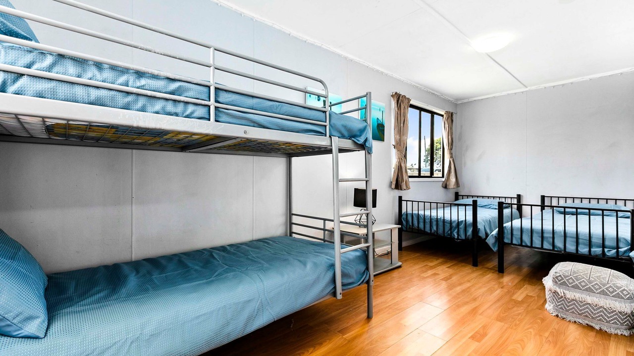 Photo of Others in Traviston