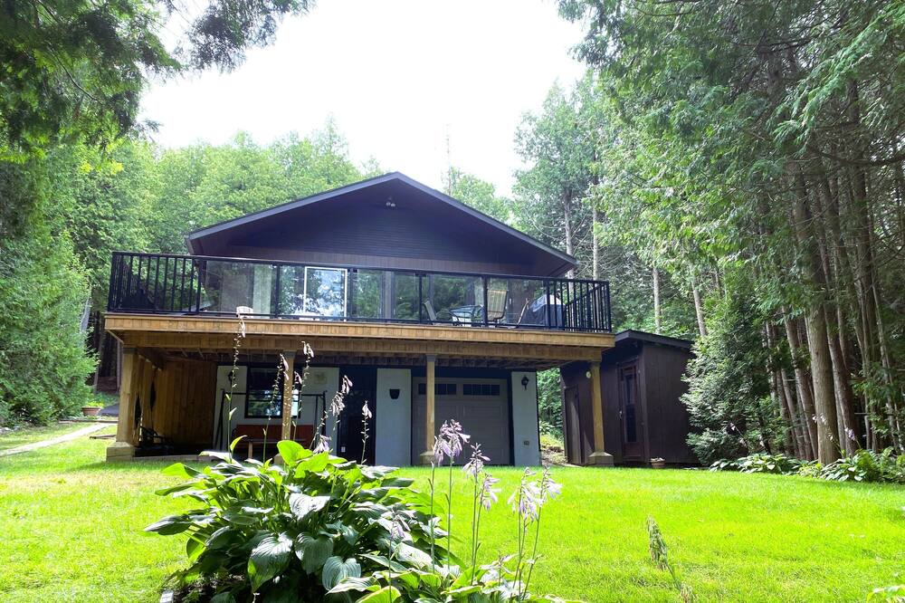 Photo of Outdoor in Colpoys Bay