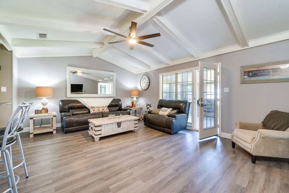 Photo of Bedroom in Wake Village
