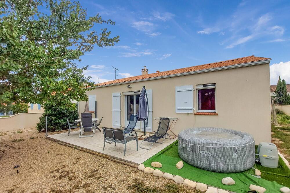Photo of Outdoor in Le Bernard