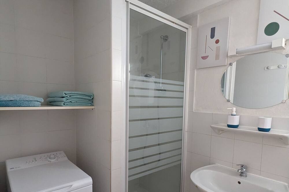 Photo of Bathroom in Le Passage