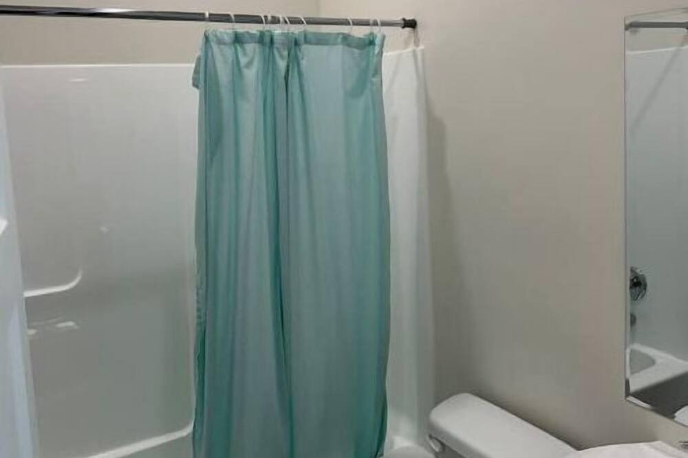Photo of Bathroom in Peter