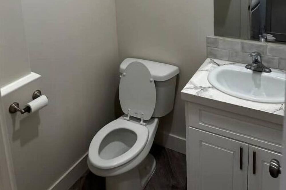 Photo of Bathroom in Peter