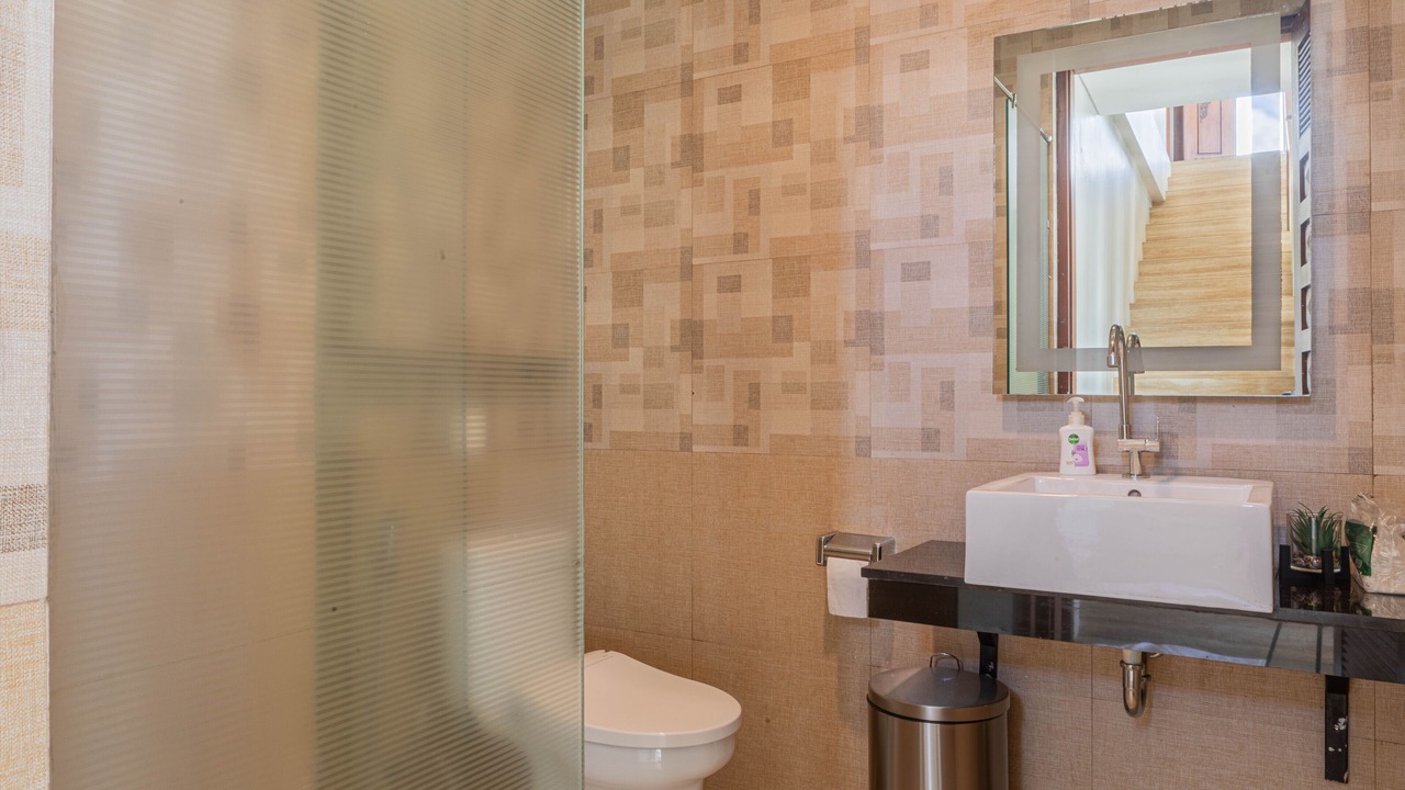 Photo of Bathroom in Batunya