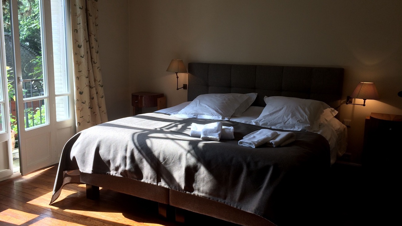 Photo of Bedroom in Prince–Marmottan