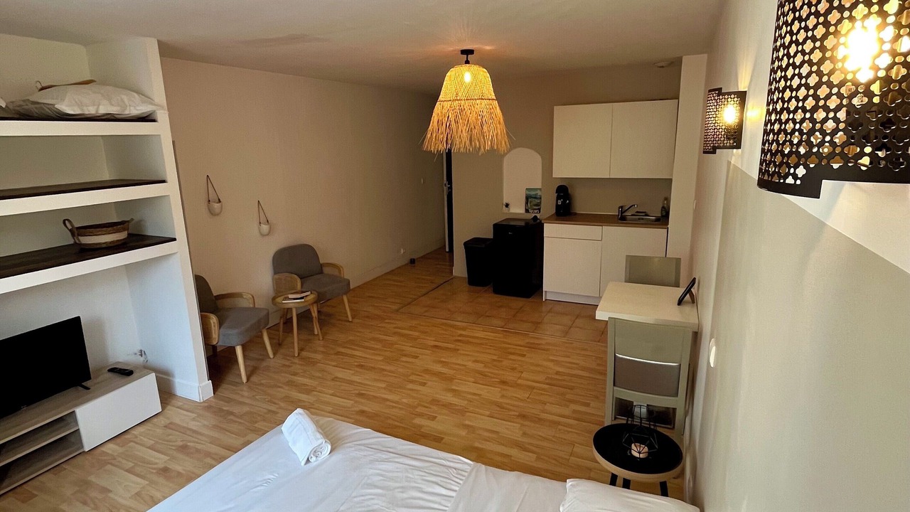 Photo of Others in Montferrat