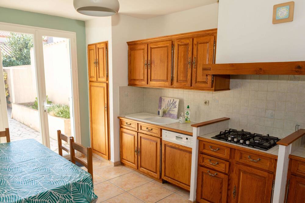 Photo of Kitchen in Saint-Esteve