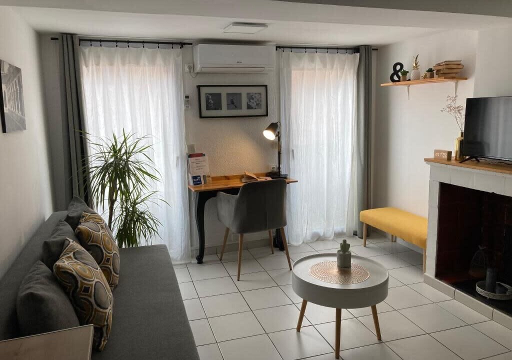 Photo of Others in La Real