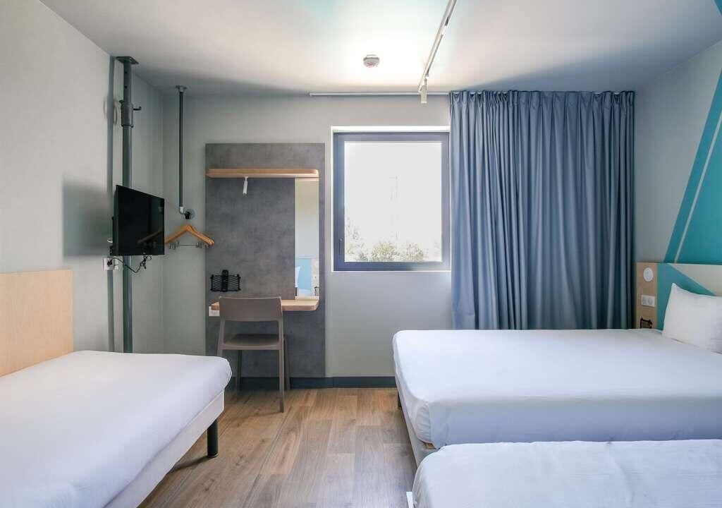 Photo of Bedroom in Labege