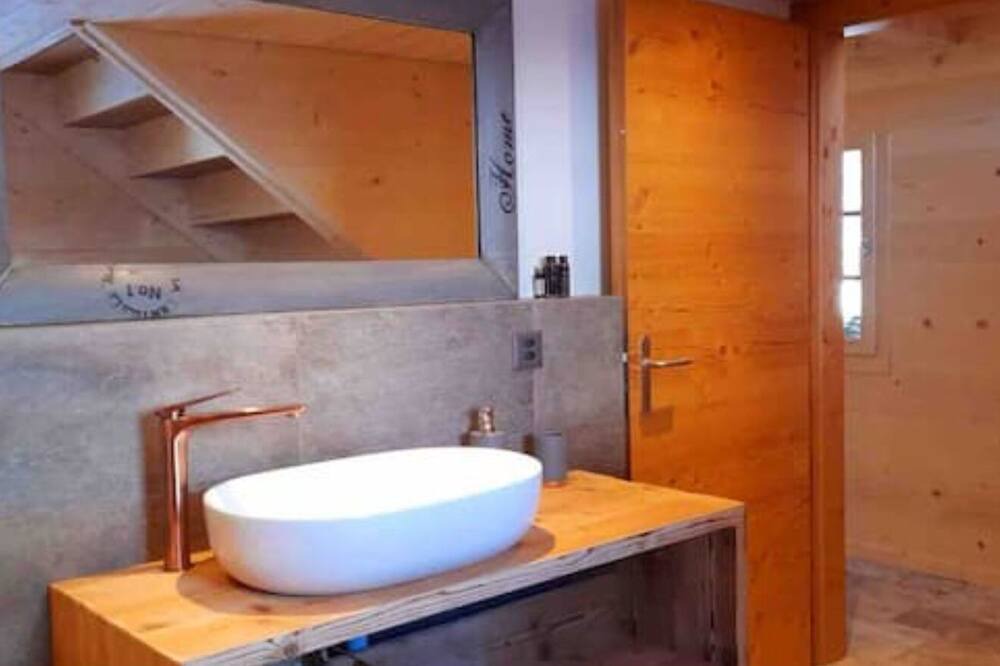 Photo of Bathroom in Kandersteg