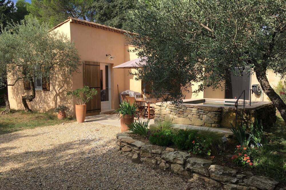 Photo of Outdoor in Aubais