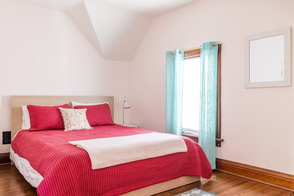 Photo of Bedroom in Fallsview