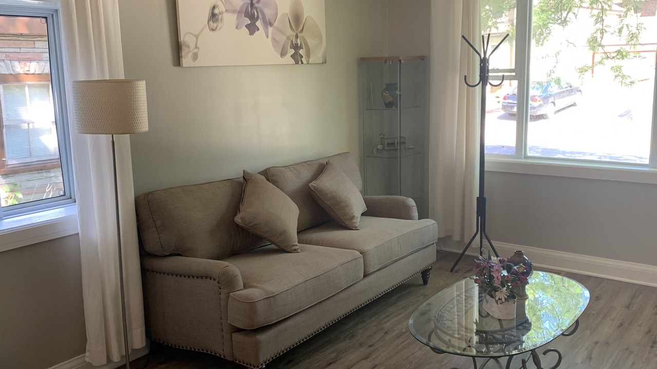 Photo of Livingroom in East Galt