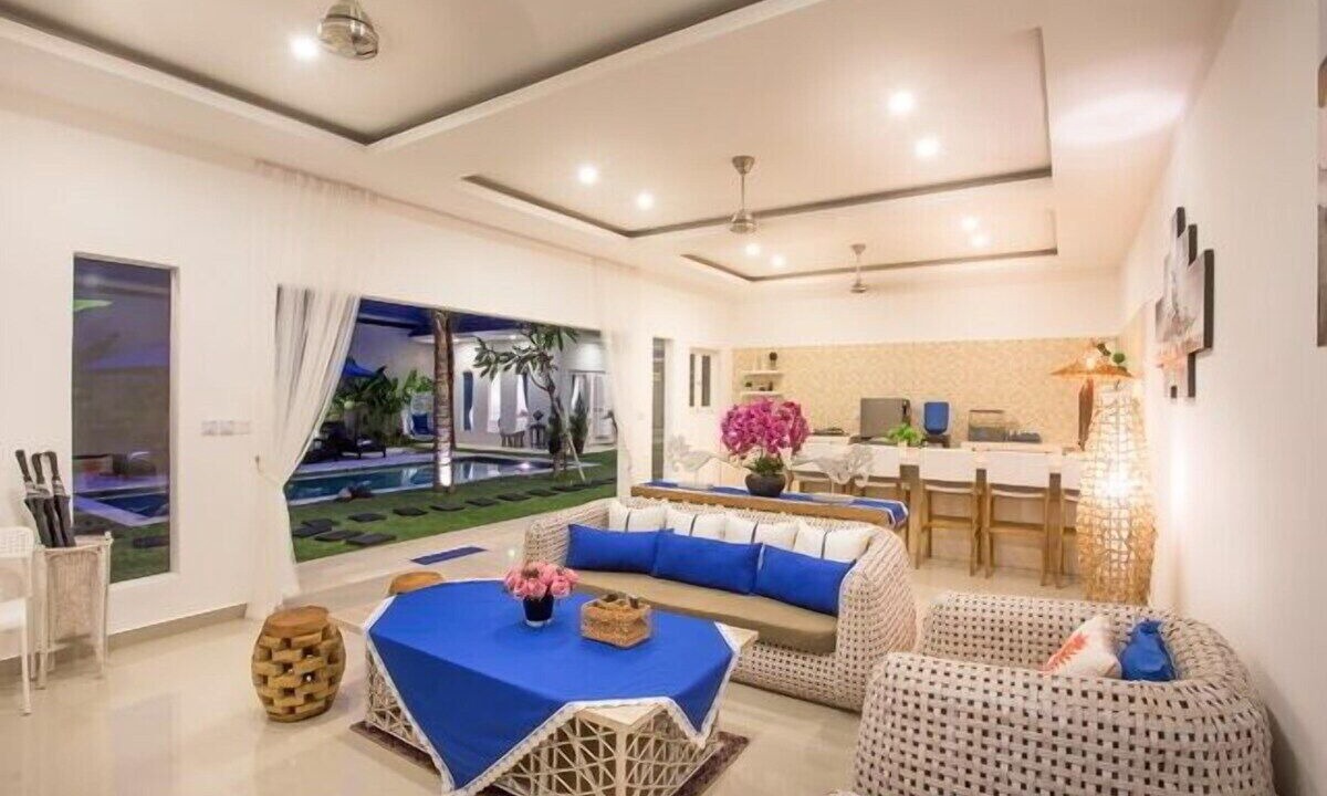 Photo of Others in Keolu Hills