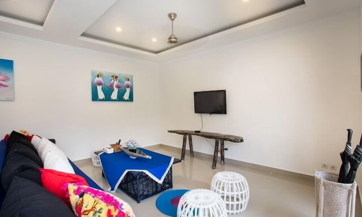 Photo of Others in Keolu Hills