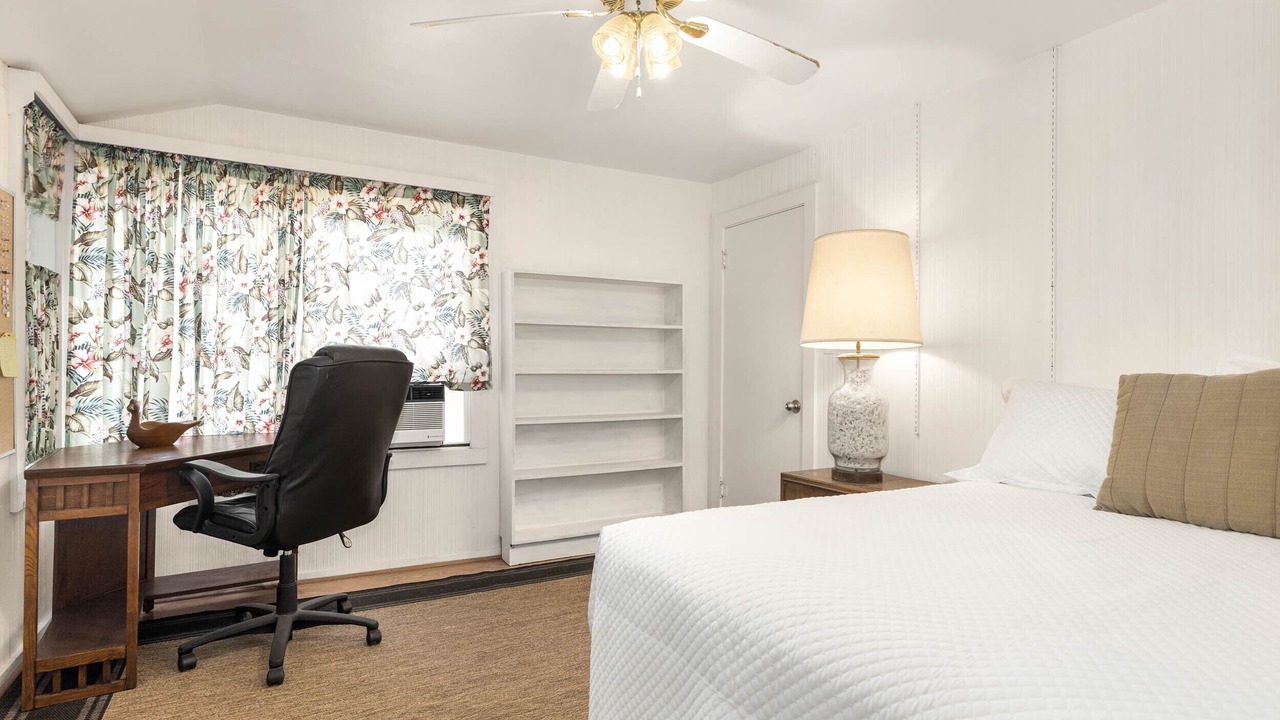 Photo of Others in Ewa