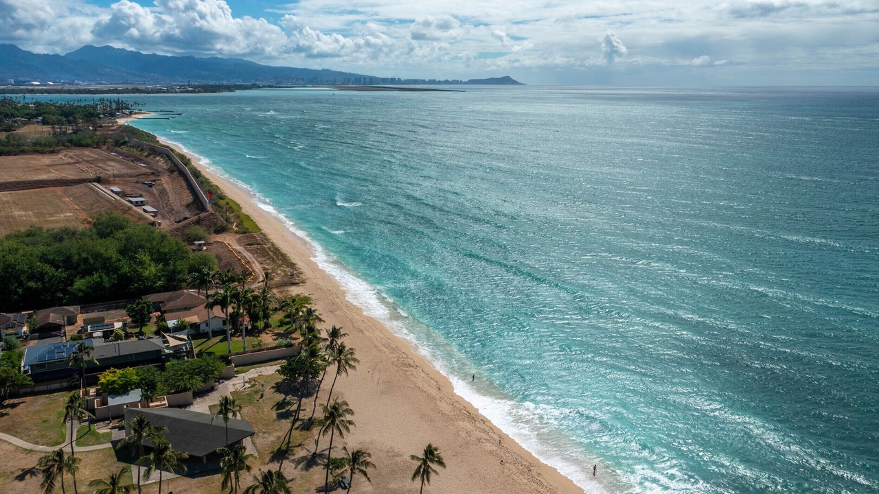 Photo of Others in Ewa