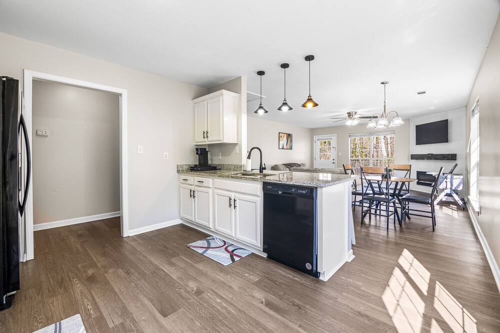 Photo of Kitchen in Griffin