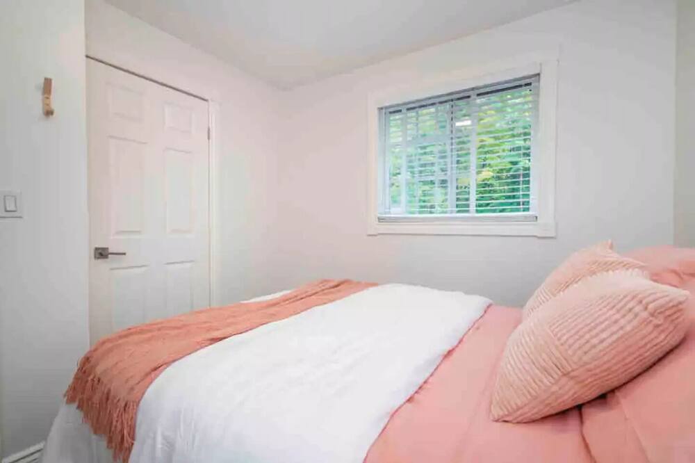 Photo of Bedroom in Severn Bridge