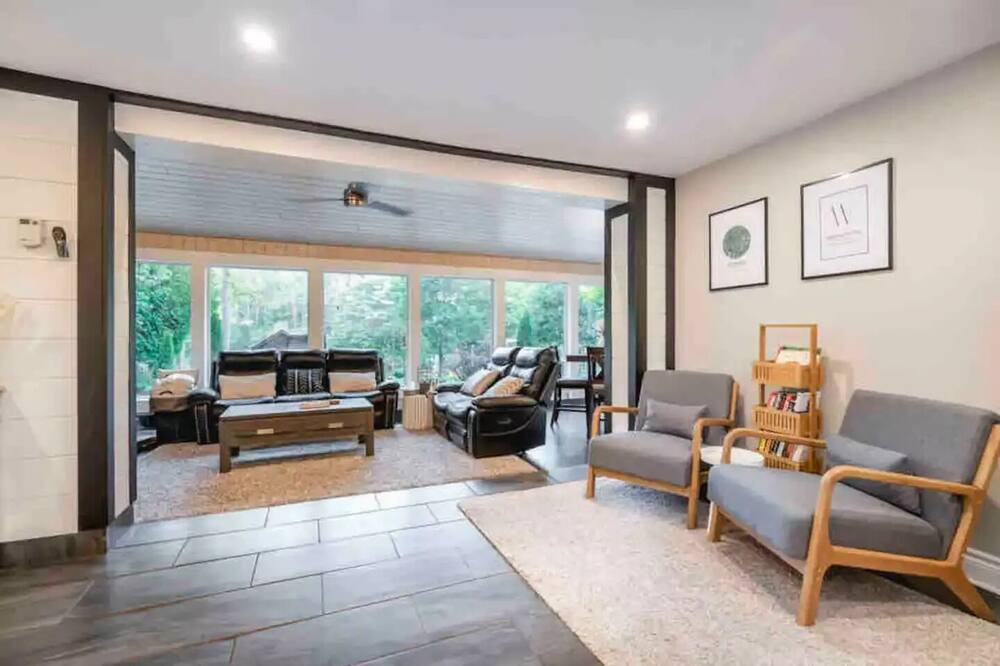 Photo of Livingroom in Severn Bridge