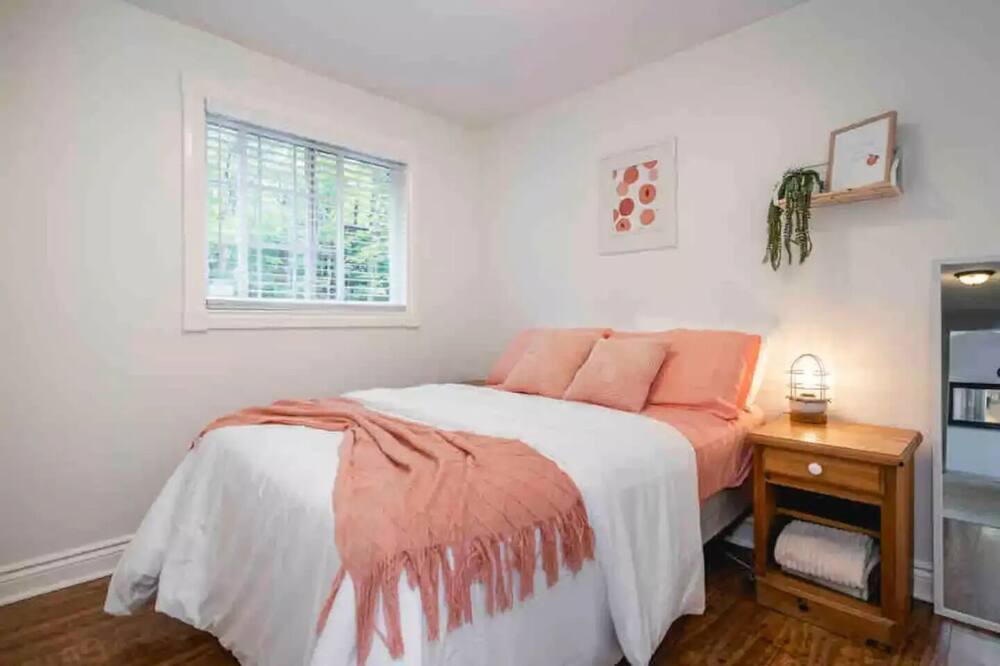 Photo of Bedroom in Severn Bridge