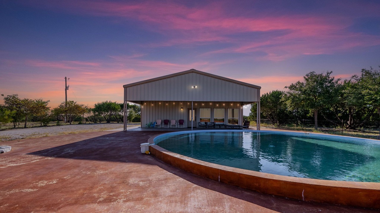 Photo of Outdoor in Burnet