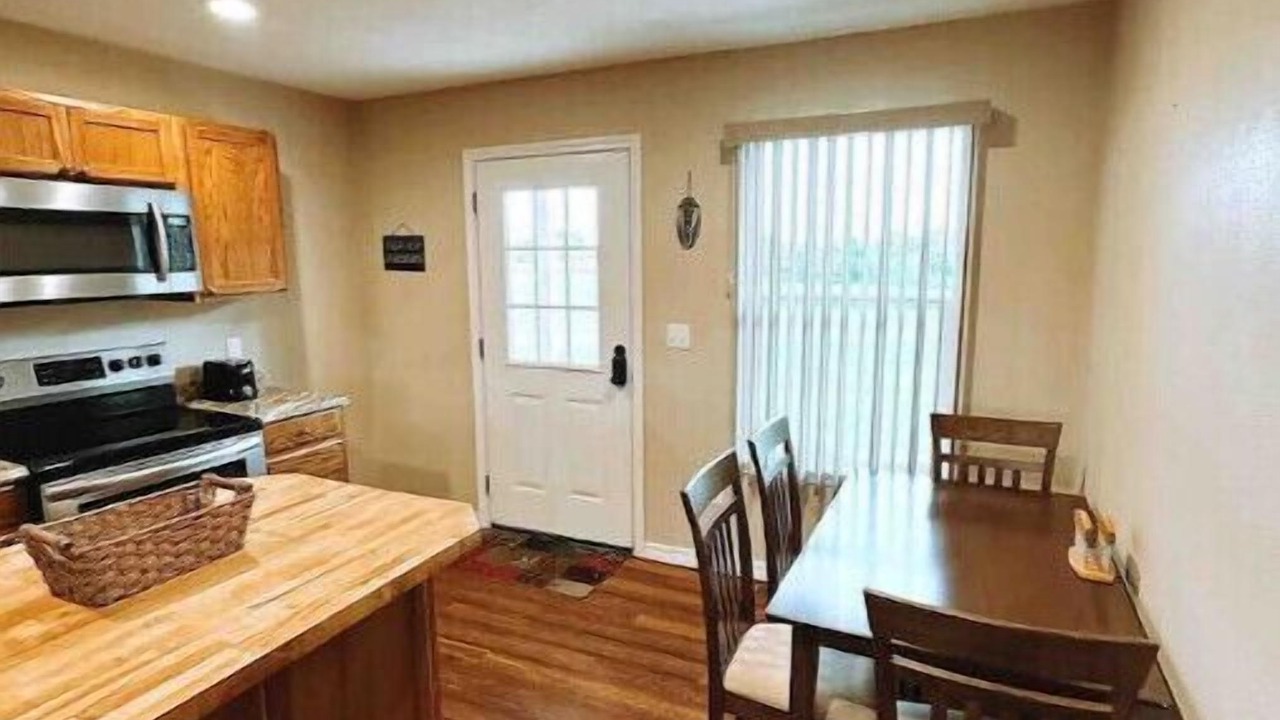 Photo of Kitchen in Pryor