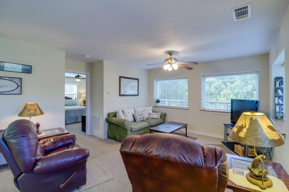 Photo of Livingroom in Higden