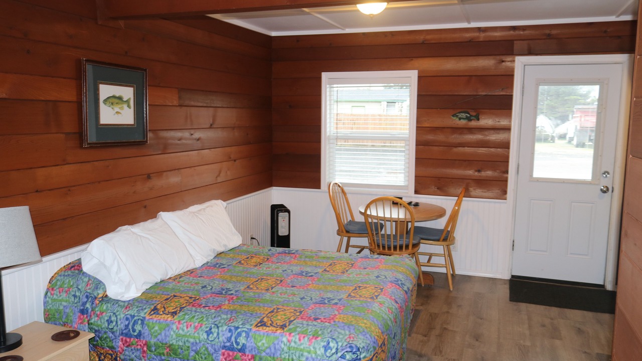 Photo of Bedroom in Copalis Beach