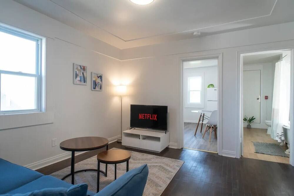 Photo of Livingroom in Thunder Bay