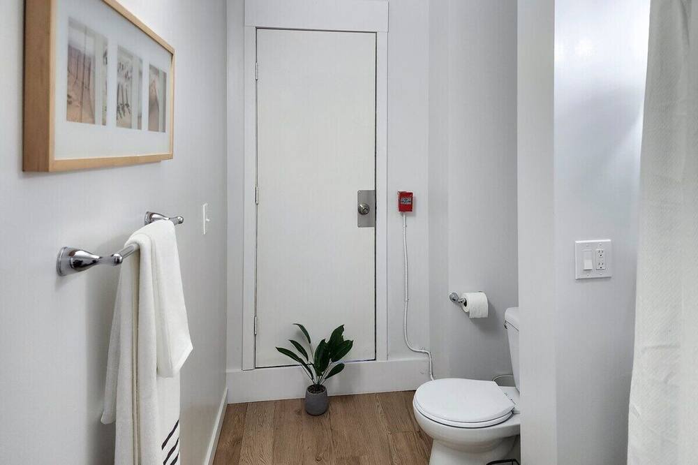 Photo of Bathroom in Thunder Bay