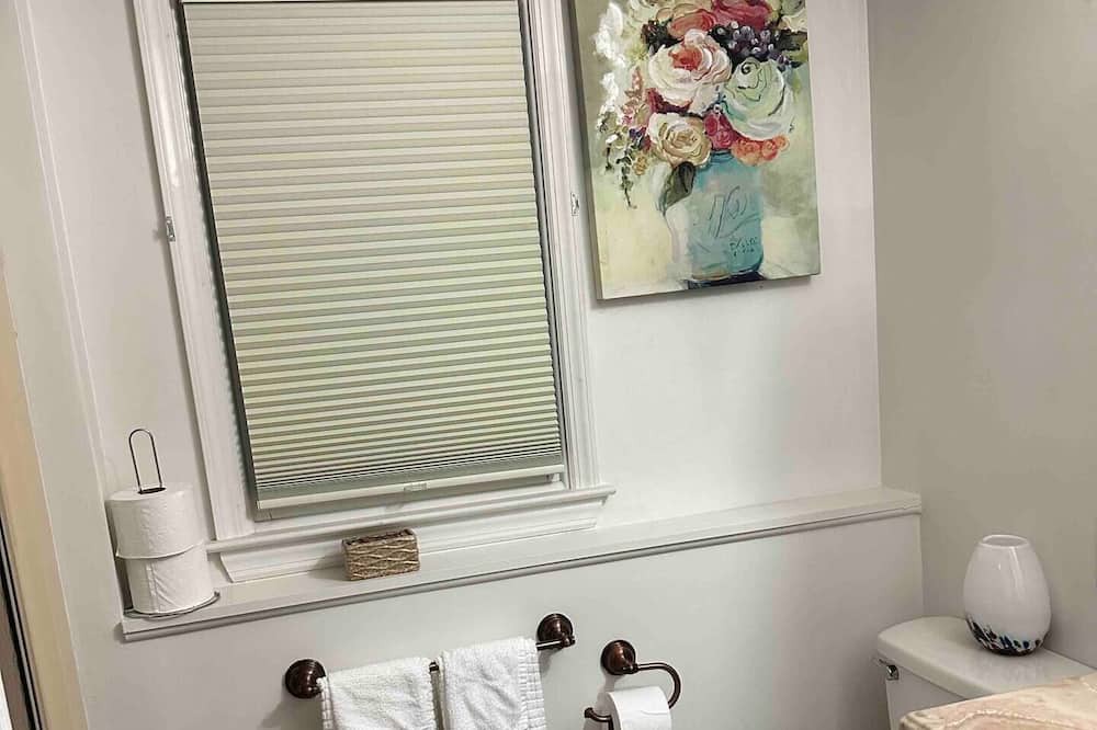 Photo of Bathroom in Hillsborough