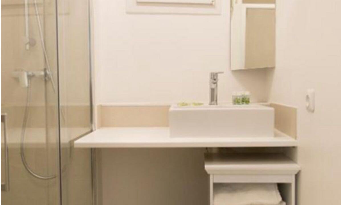 Photo of Bathroom in Parchamp–Albert Kahn