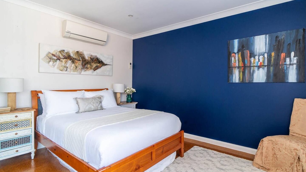 Photo of Others in Annandale