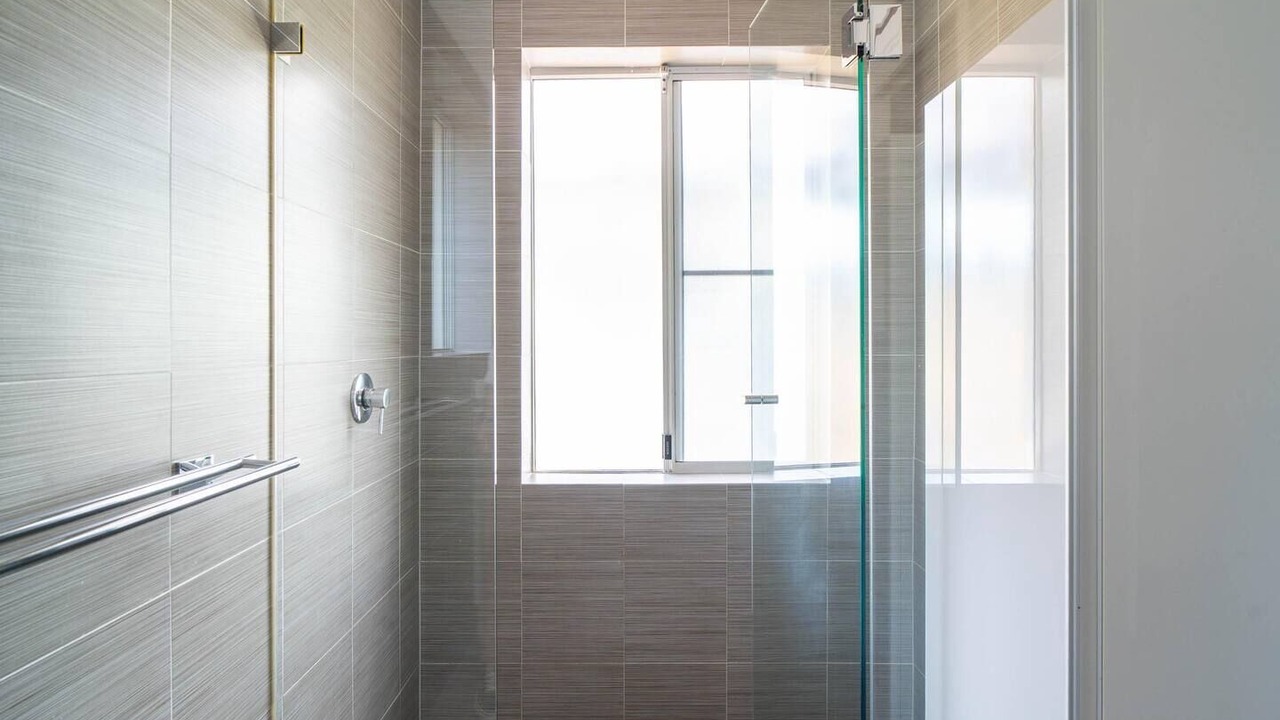 Photo of Others in Annandale