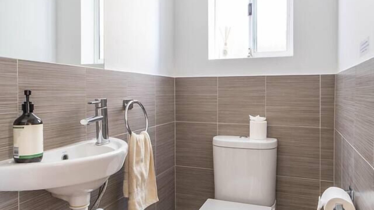 Photo of Others in Annandale