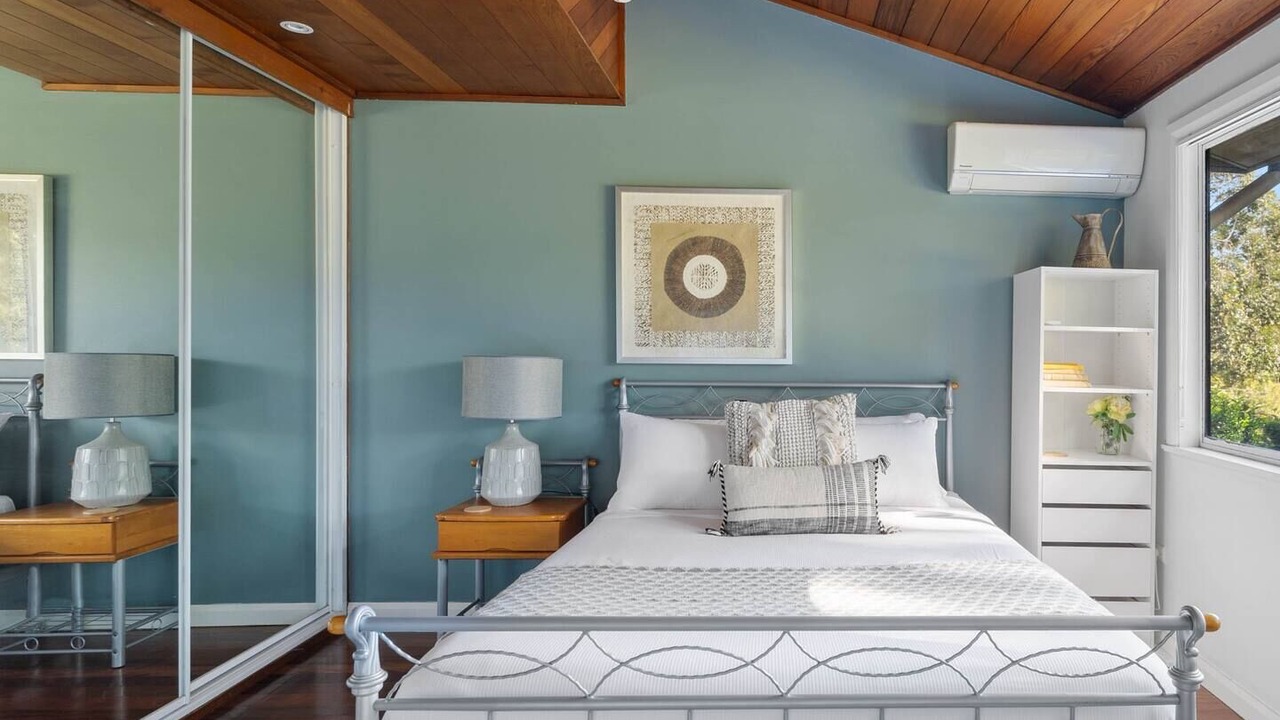 Photo of Others in Annandale