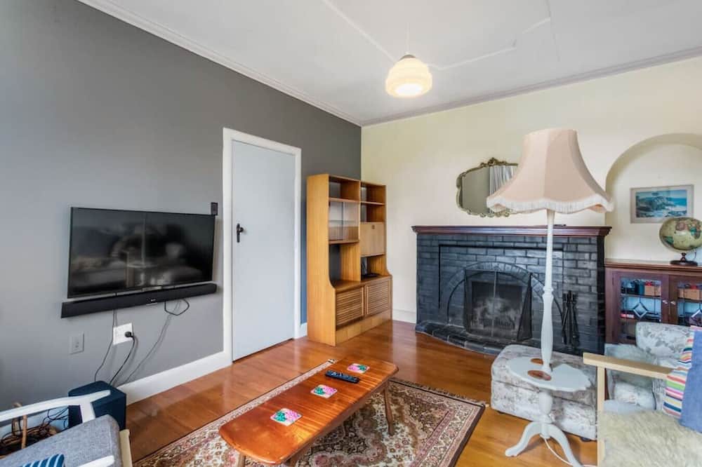 Photo of Others in Mount Roskill