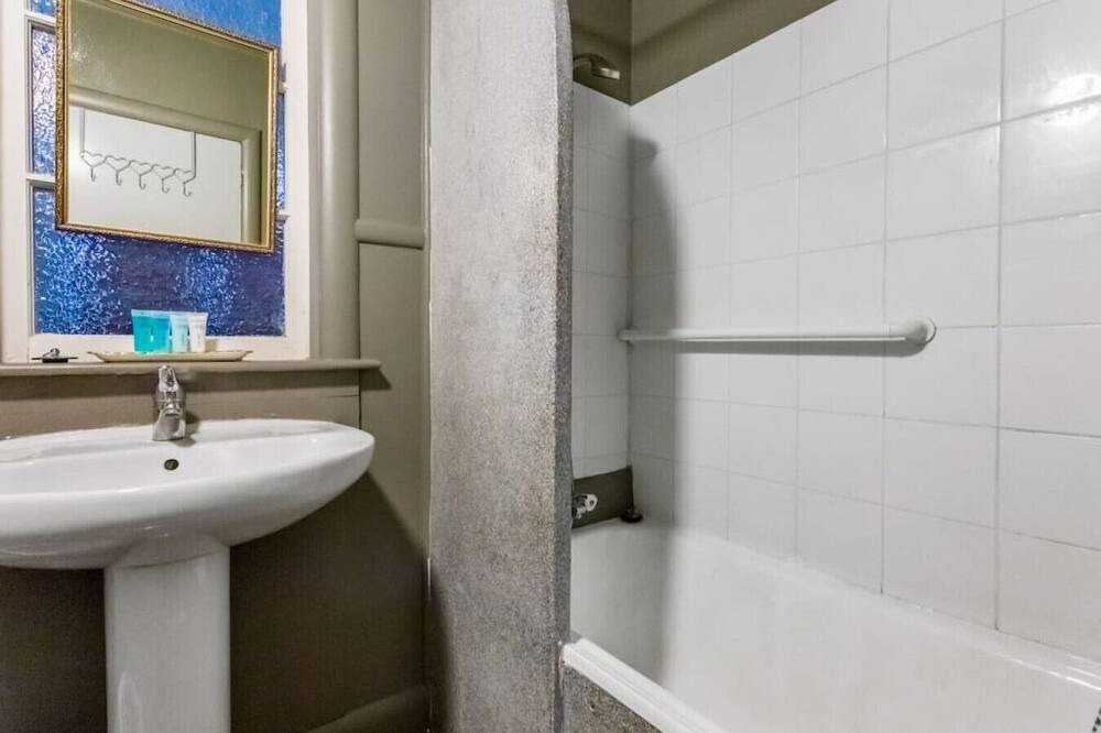 Photo of Others in Mount Roskill