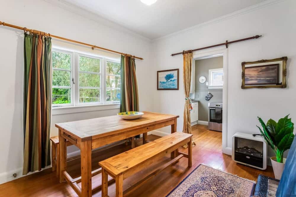 Photo of Others in Mount Roskill