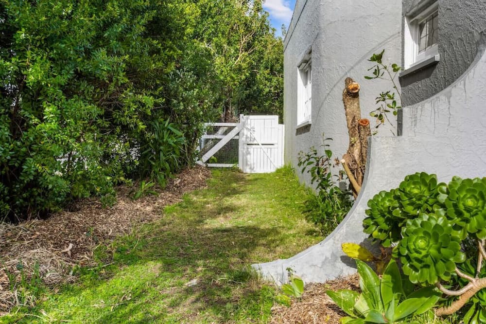 Photo of Others in Mount Roskill