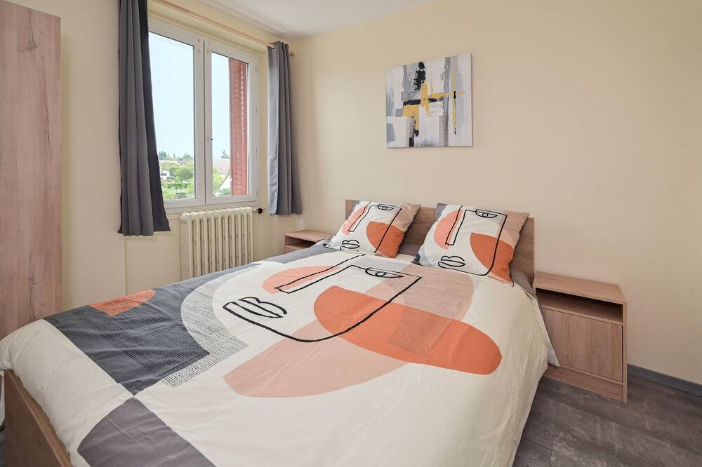 Photo of Bedroom in Sully-sur-Loire