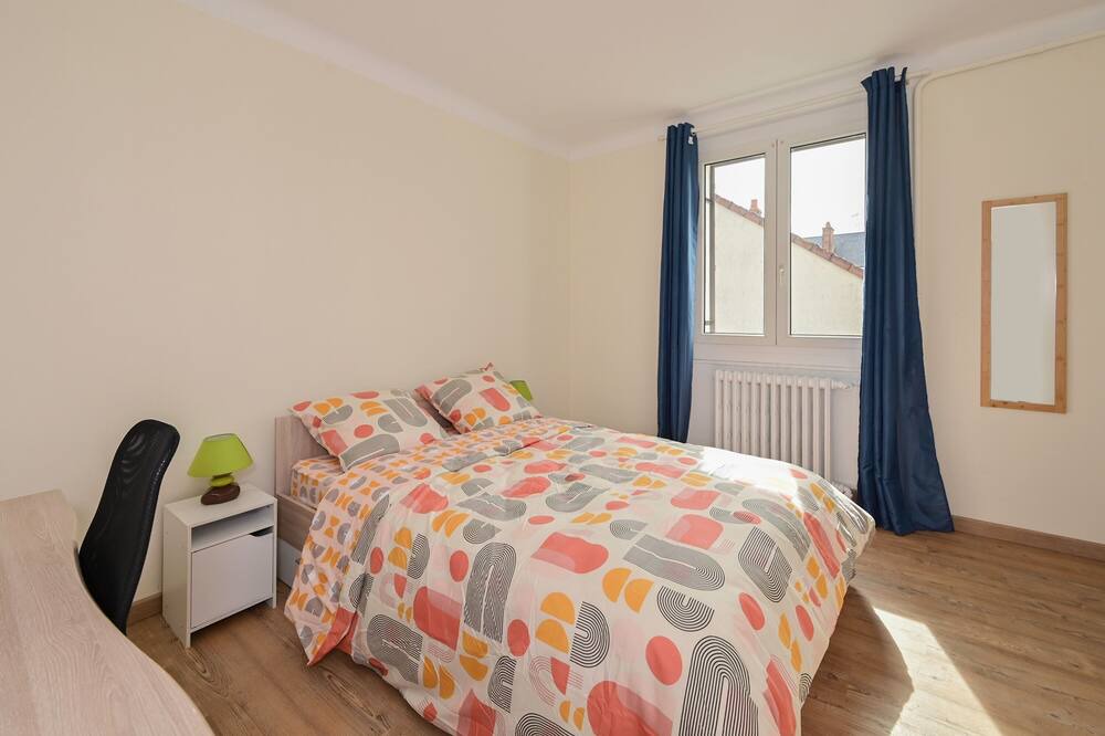 Photo of Bedroom in Sully-sur-Loire