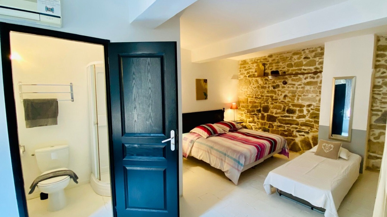 Photo of Bedroom in Lezignan-Corbieres