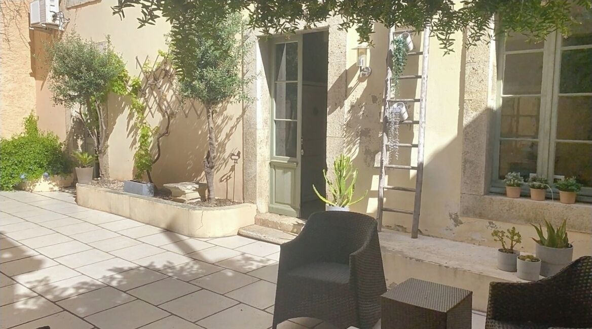 Photo of Patio Balcony in Lezignan-Corbieres