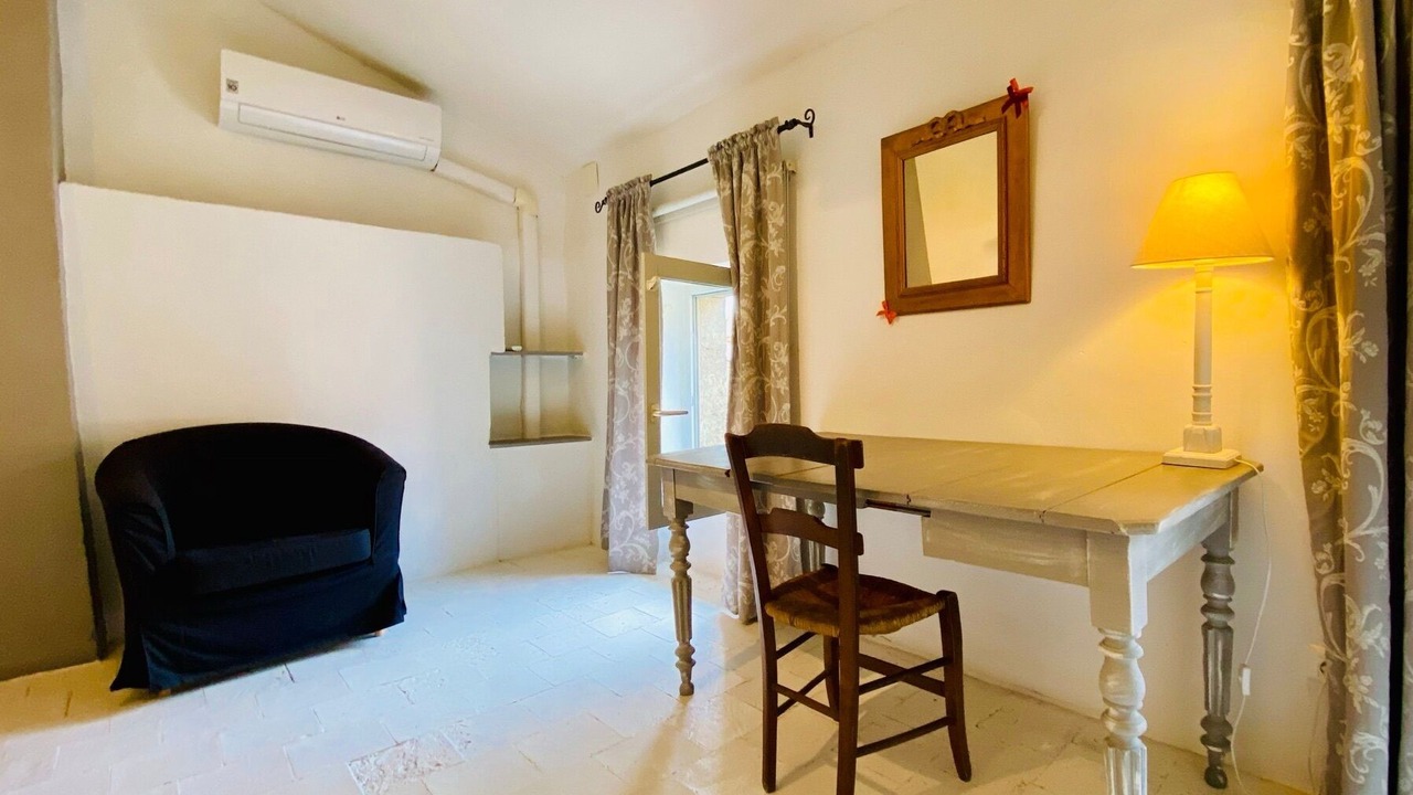 Photo of Bedroom in Lezignan-Corbieres