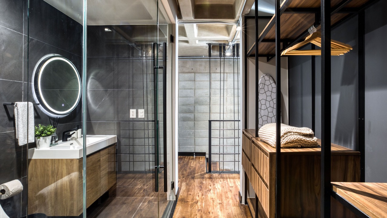 Photo of Others in Avenida Revolucion