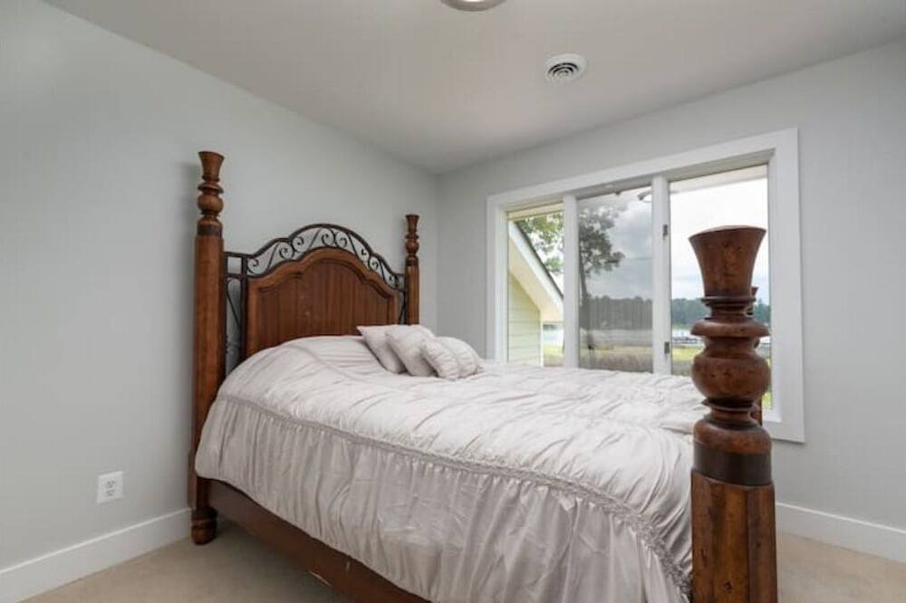 Photo of Bedroom in Ware