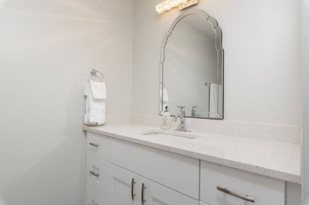 Photo of Bathroom in Ware